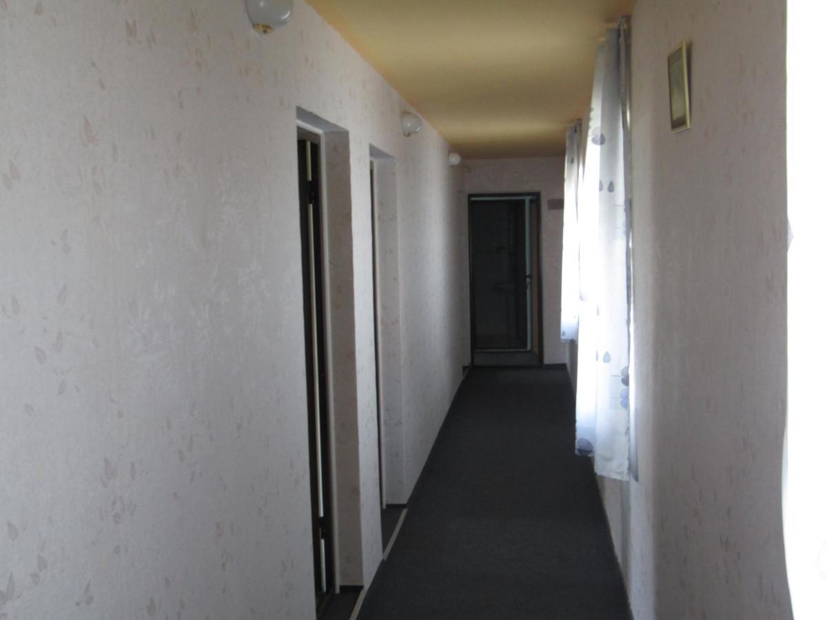 Hostel Papagal Varna Exterior photo