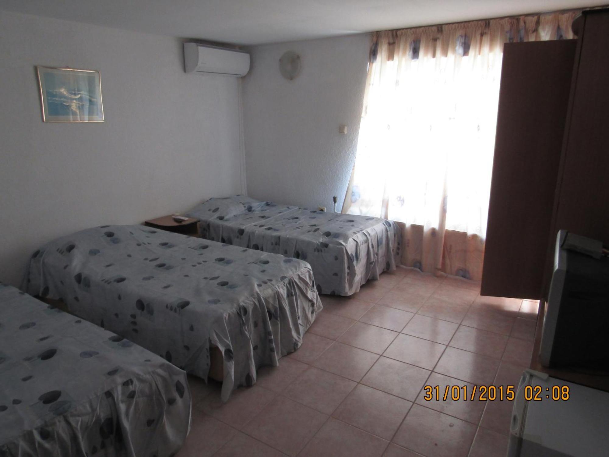 Hostel Papagal Varna Exterior photo