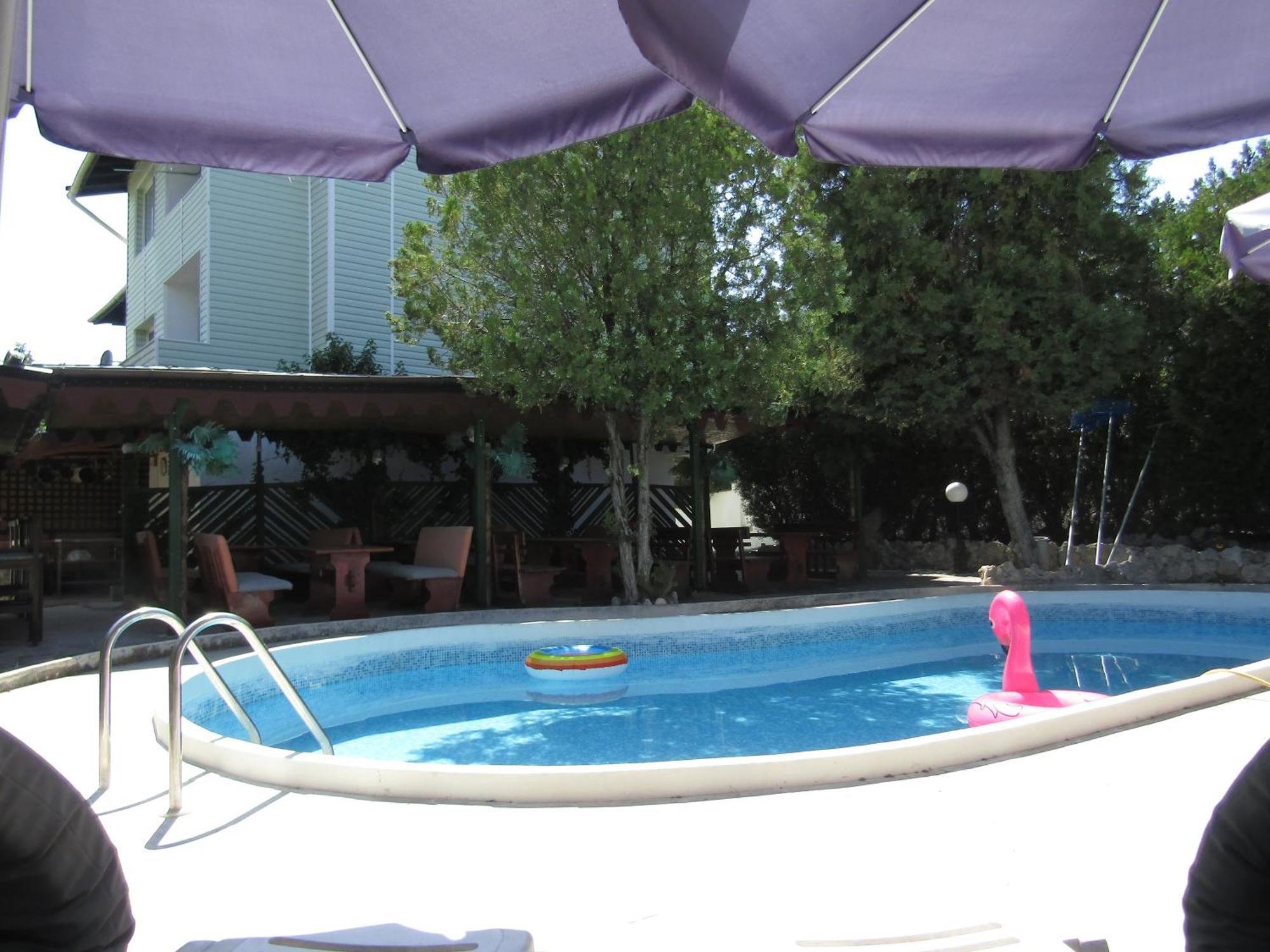 Hostel Papagal Varna Exterior photo